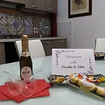 公寓 La Casetta Di Tilde 泰尔米尼伊梅雷塞